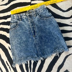 THE ACID GIVER MINI SKIRT BY GUESS MARCIANO